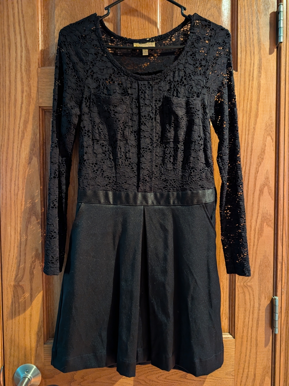 princess vera wang Black Lace Long-Sleeve Fit-and-Flare Dress